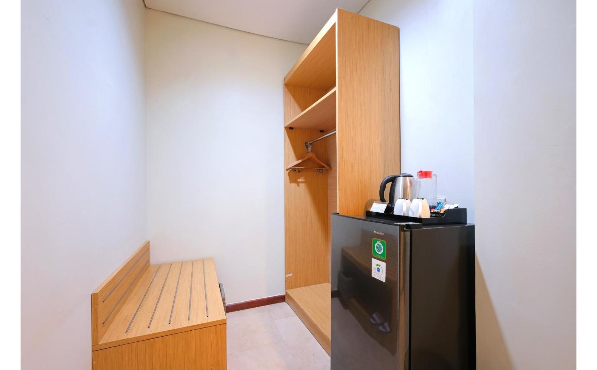 Quest Hotel Simpang Lima - Semarang By Aston Exterior photo